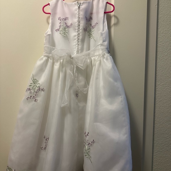 White Dress - Picture 2 of 5